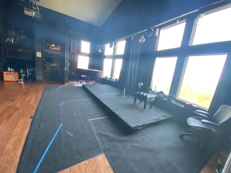 Live room @ TRCOA